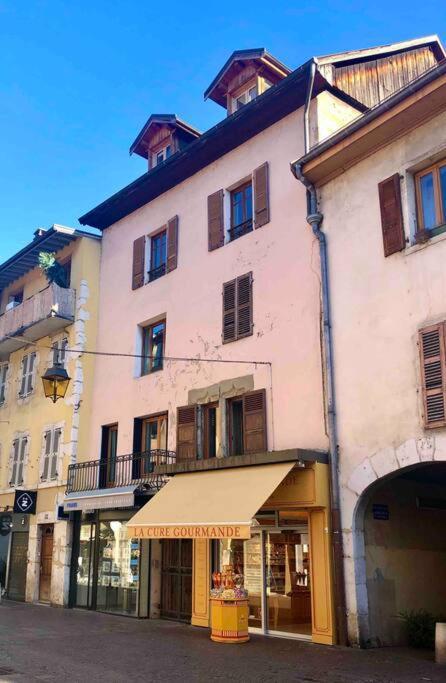 La Perle Carnot - Vieille Ville Annecy Exterior photo